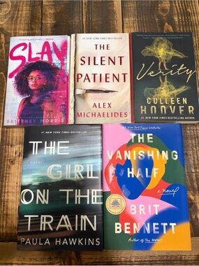 Popular Book Bundle Colleen Hoover Verity Silent Patient Girl On Train